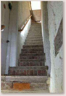 Stairstothecourt